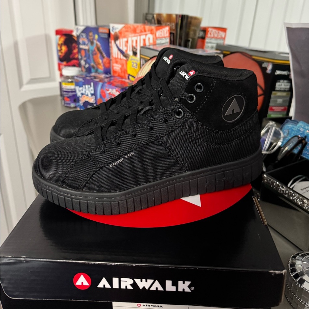 Airwalk Work Deuce Mid Comp toe shoe